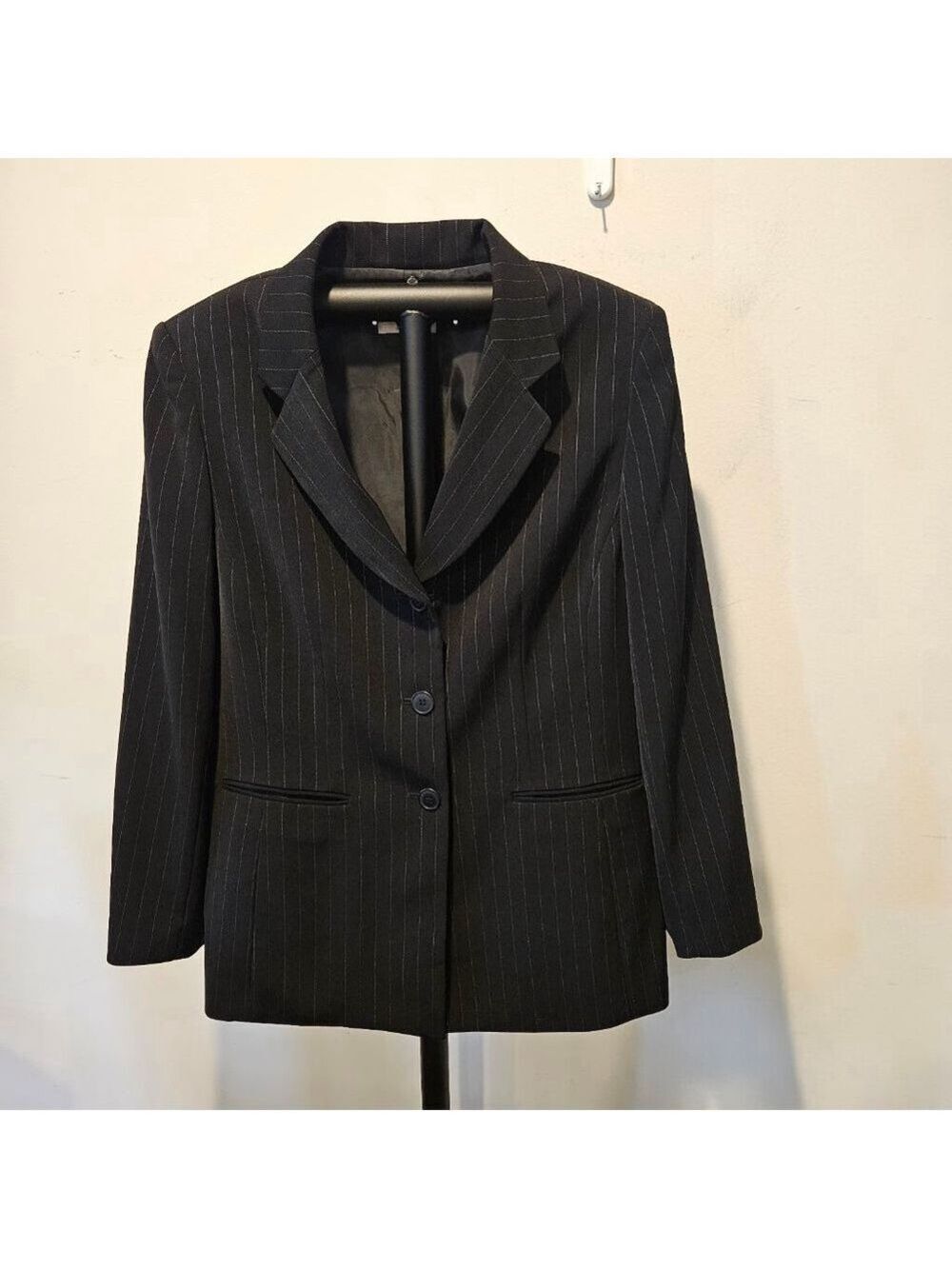 Women's Le Suit Black Pinstripe Blazer Jacket Size 14